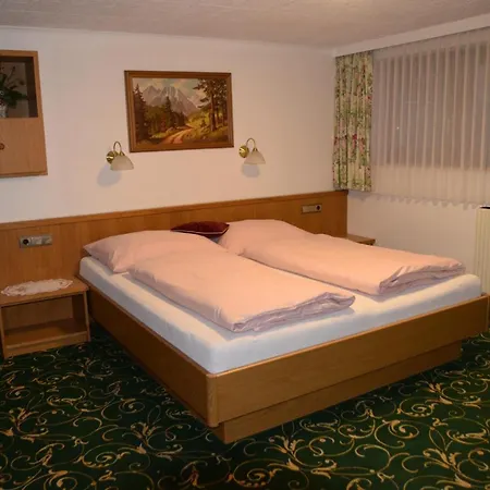 Annelies Lägenhet Tux