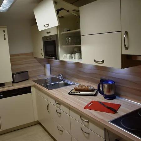 Annelies Apartman *